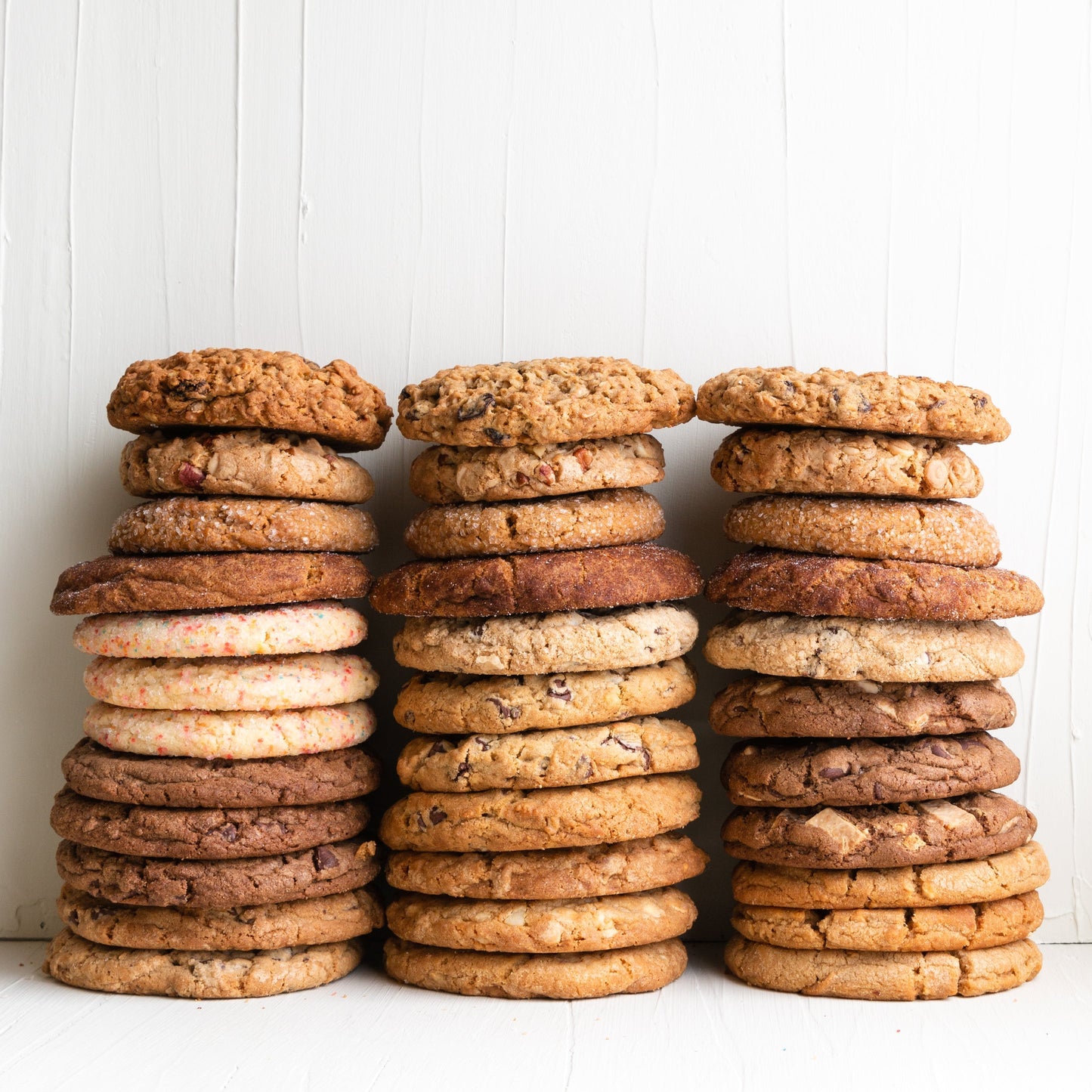 6 pack of baked cookies